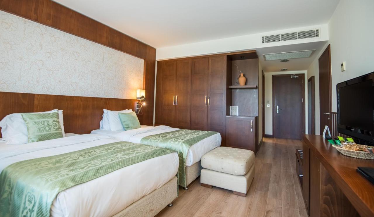 Korineum Golf & Beach Resort Agios Georgios  Εξωτερικό φωτογραφία