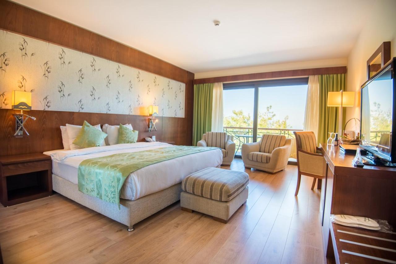 Korineum Golf & Beach Resort Agios Georgios  Εξωτερικό φωτογραφία